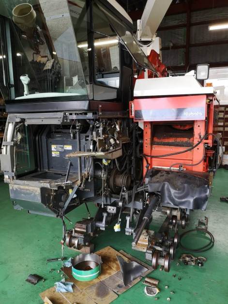 中古汎用コンバイン クボタ ARH350 ミッション整備