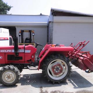 トラクター シバウラ SD1843 4駆 18馬力 現状渡し