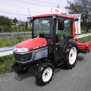 トラクター ヤンマーEF224 4駆 24馬力 キャビン付き