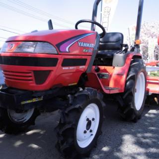 小型ヤンマートラクターKE-50 逆転ＰＴＯ,UFOオート付き。