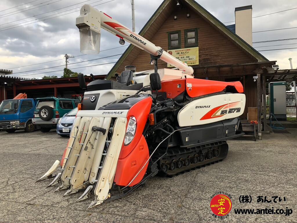 5条刈72馬力クボタコンバインER572NEWモンロー付き。 ⚙ 中古農機具