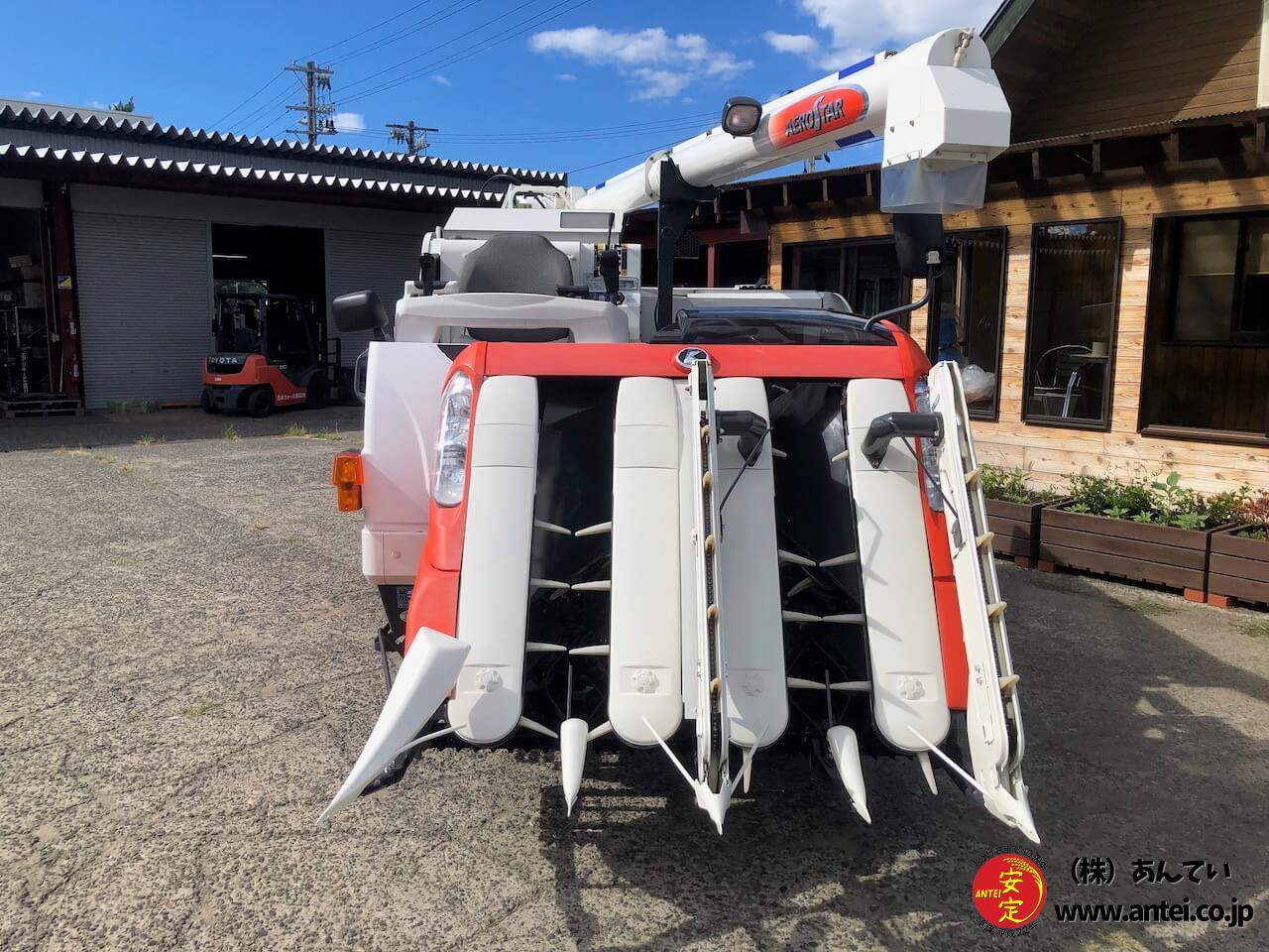 4条刈の52馬力クボタコンバインARN452モンロー付きです。 ⚙ 中古