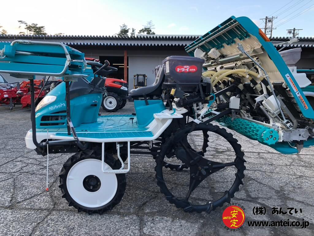 6条植クボタ田植機ZP67キレイ。 ⚙ 中古農機具専門店 - (株) あんてい