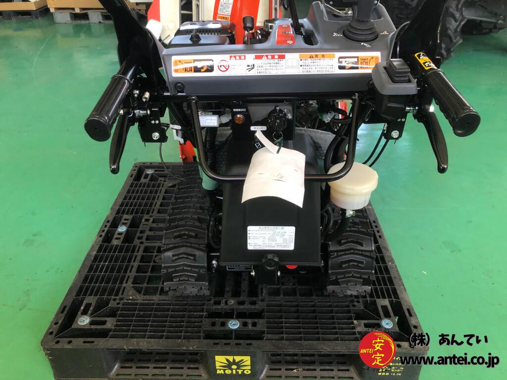 10馬力クボタ除雪機SLA-1070AワドーOEM ⬤ 中古農機具専門店 10馬力クボタ除雪機SLA-1070AワドーOEM ⬤ 中古農機具専門店