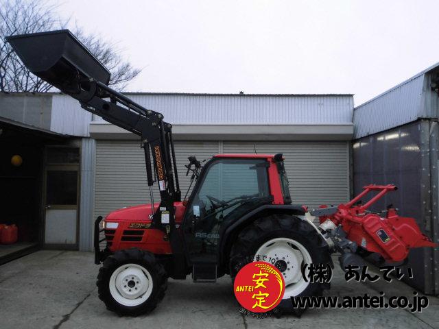 トラクターヤンマーAF333 33馬力 646時間 キャビン付き フロント