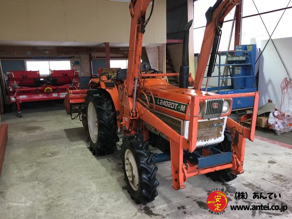 中古クボタトラクターL2402DT-M 四駆フロントローダー現状です