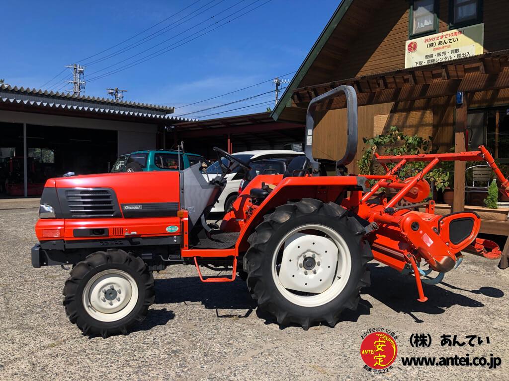 24馬力中古クボタトラクターGL240です。 ⚙ 中古農機具専門店 - (株 