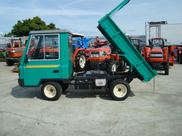 小型特殊自動車J102