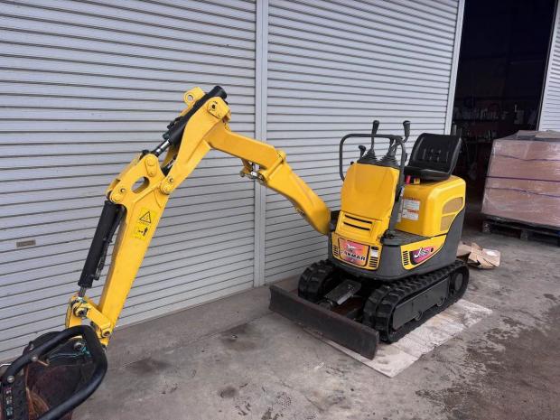 中古ヤンマークローラバックホーJ09