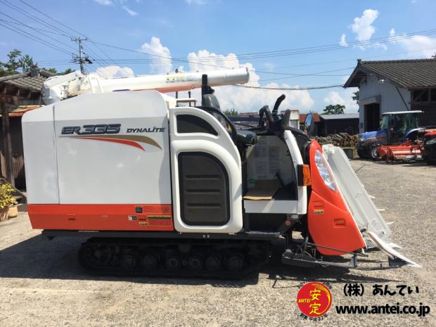 3条刈クボタコンバインER335モンロー付き35馬力です。