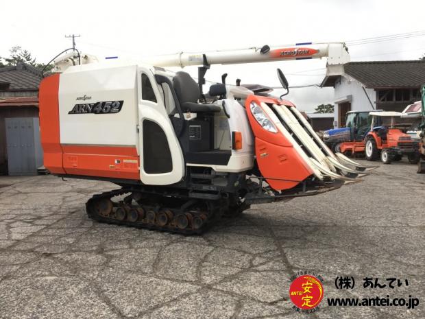 4条刈52馬力クボタコンバインARN452モンローと結束機付き。