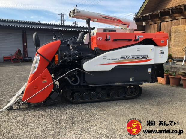 3条刈クボタコンバインER329モンロー付き288時間です。
