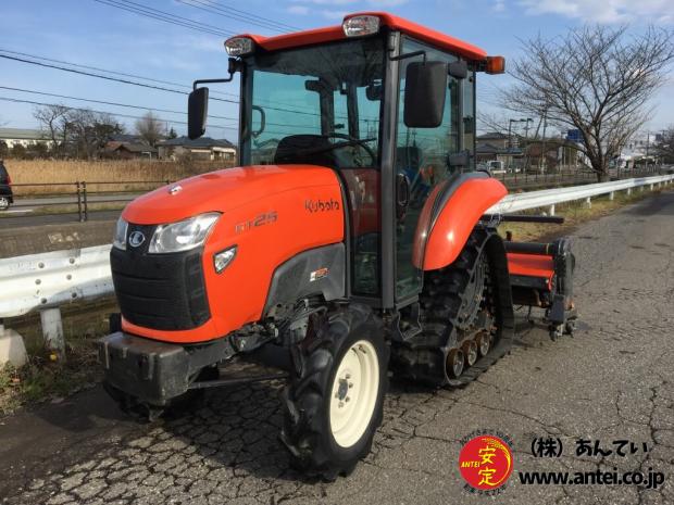 25馬力新型パワクロクボタトラクターFT25キャビン付き