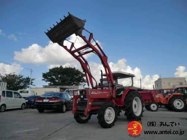 トラクター シバウラD32F 32馬力 フロントローダー付き 