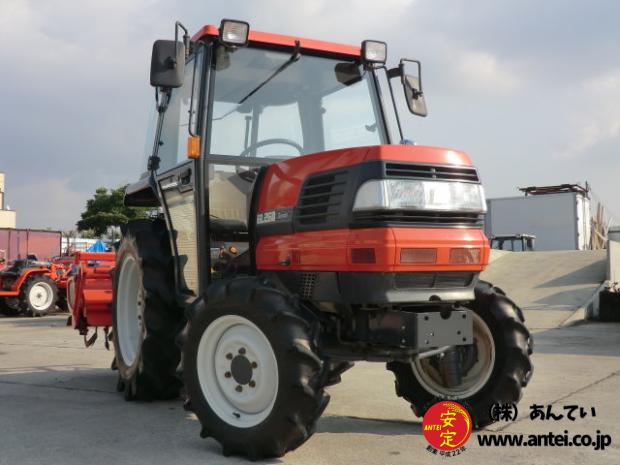 トラクター クボタ GL260 26馬力 キャビン付き