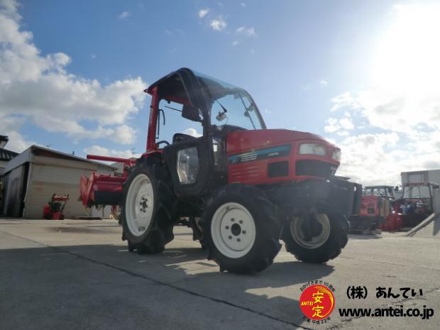 トラクター ヤンマー AF226 4駆 26馬力 簡易キャビン付き