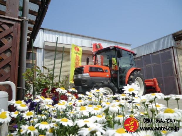 トラクター クボタKL30 4駆 30馬力 キャビン付