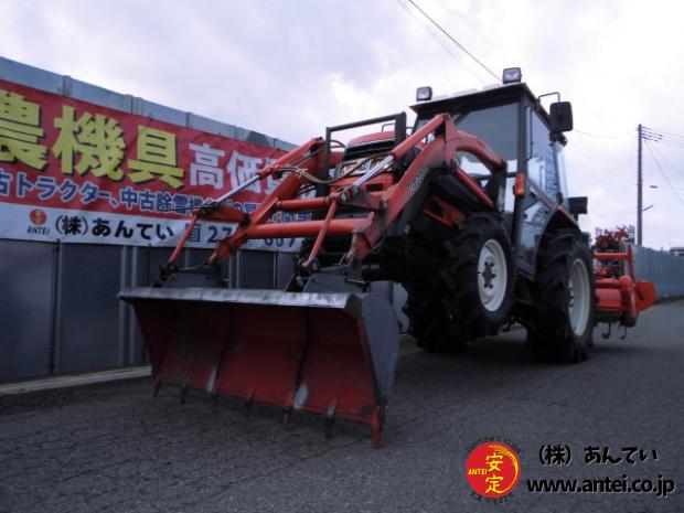 キャビン付きトラクタークボタGL33 33馬力 ハイスピード フロントローダー付き