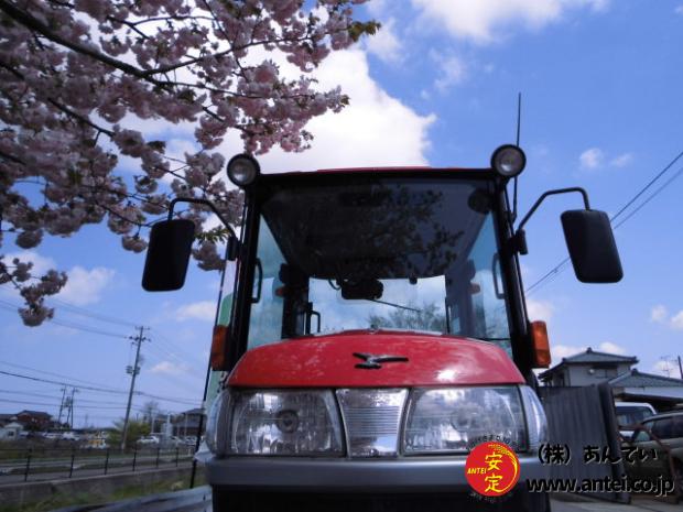 ヤンマートラクターEF338V Ecotra 38馬力ハイスピードAS Cab。