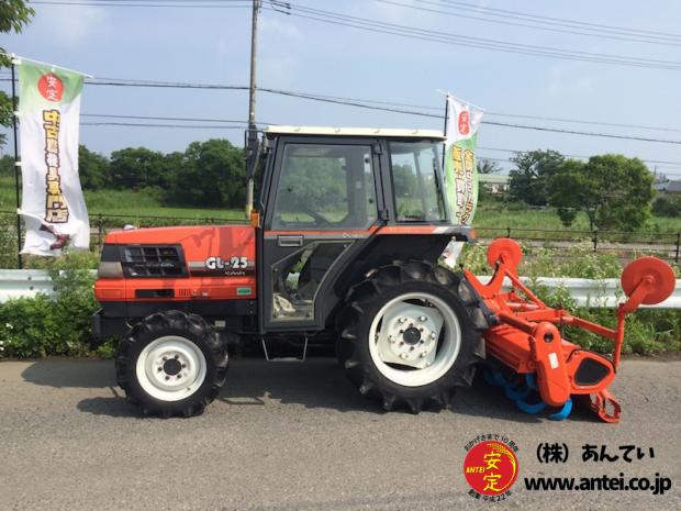 中古クボタトラクターGL25 キャビン付きヒーターのみ。