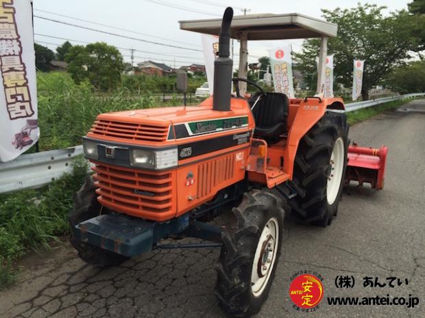 中古クボタトラクターL1-43D サンシャインシリーズ43馬力です。