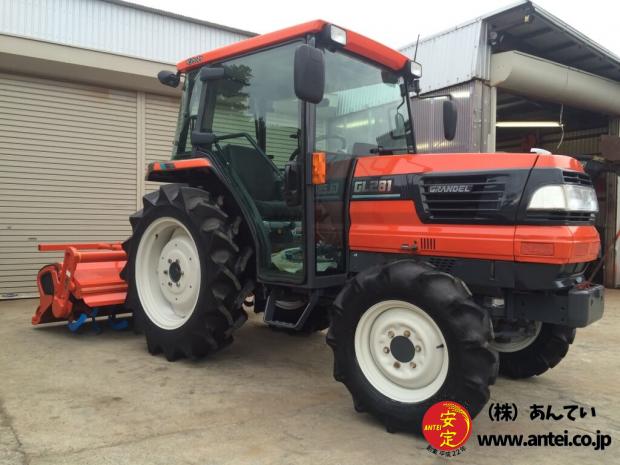 中古クボタトラクターGL281Q 29馬力ロータリーRL170G キャビン付き。