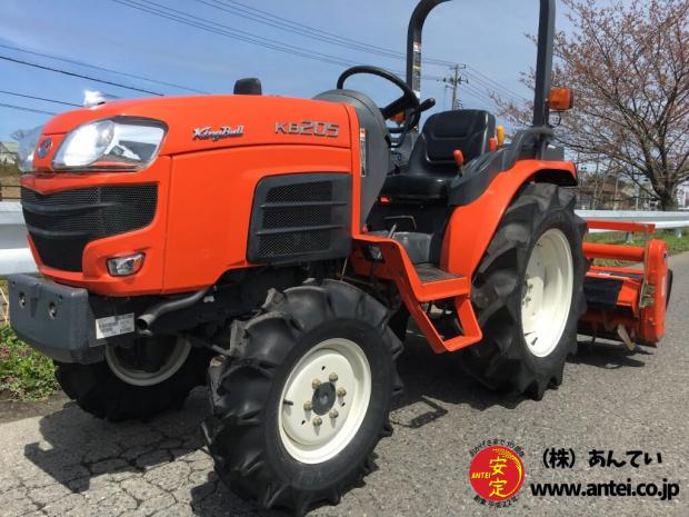 クボタトラクターKB205 ２０馬力１３２時間美品です。