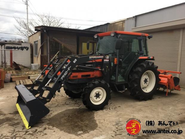 33馬力クボタトラクターGL321プラスローダー付き
