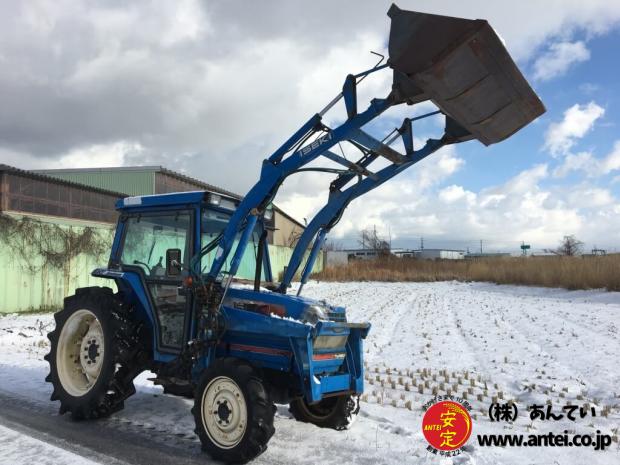 60馬力イセキトラクターTA607フロントローダー付き