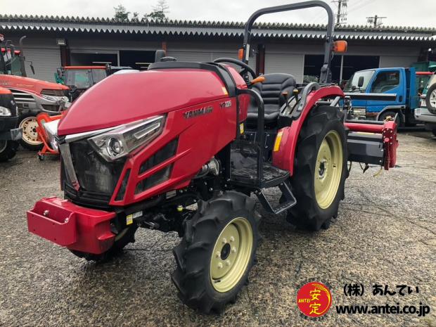 新型25馬力ヤンマートラクターYT225キレイバンバンです。