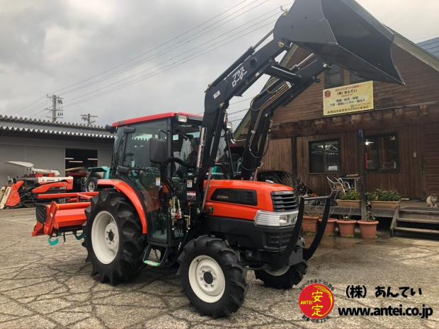 クボタトラクターKL34H新品フロントローダー付き。