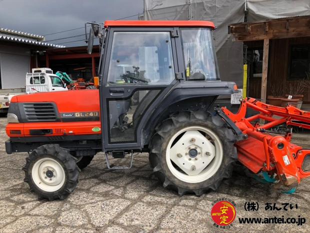 まだバンバンクボタトラクターGL240