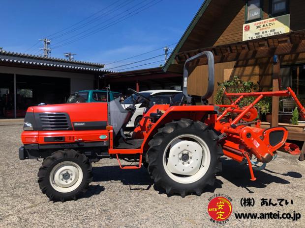 中古クボタトラクターGL240です。