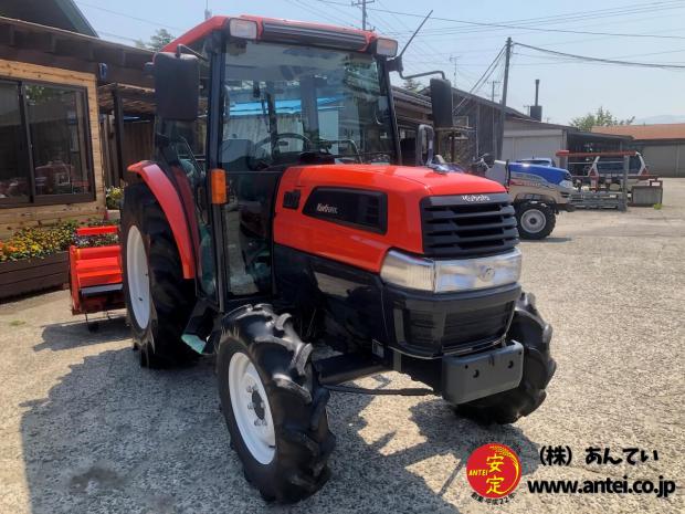 中古トラクター クボタ中古トラクターKL33QUシフト33馬力です