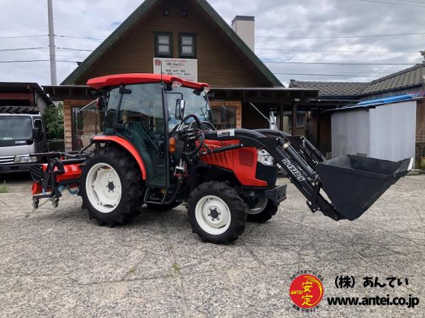 38馬力フロントローダー付きクボタトラクターSL38H